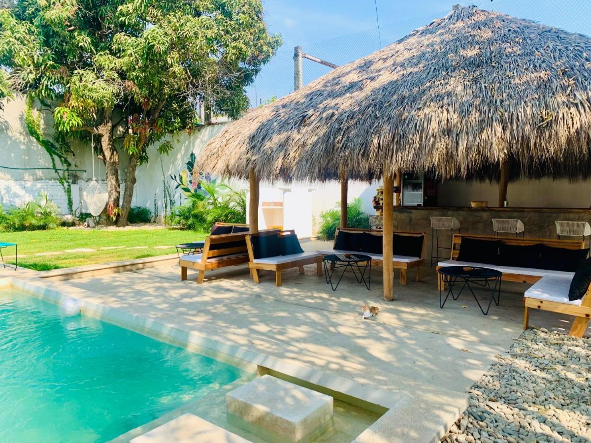 Hostel Colorada House Puerto Escondido  Exterior foto